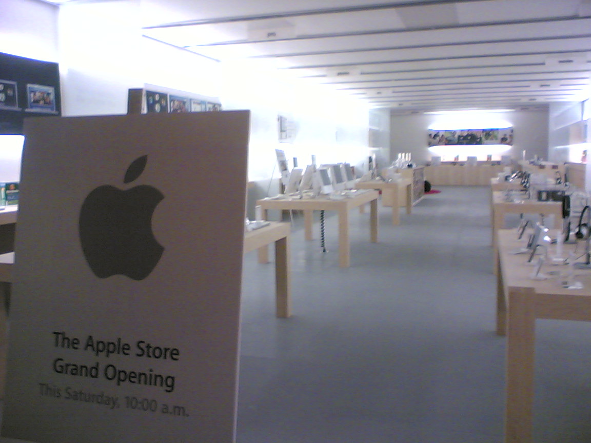 Inside Apple Store Irvine